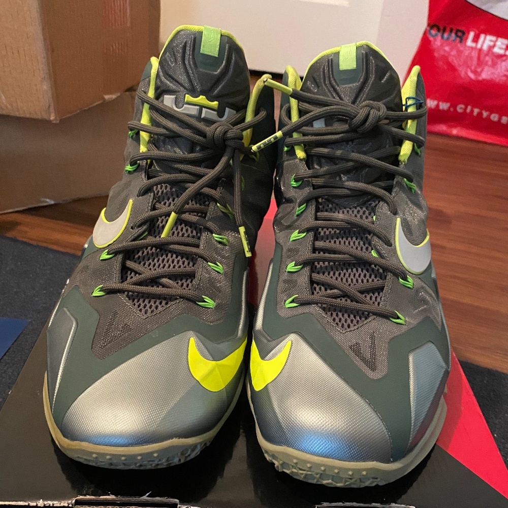 Nike Lebron 11 "DunkMan", Men's Size 13
